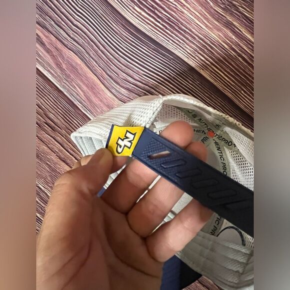 Nashville Predators Snap Back Men’s Hat.
Worn once - Picture 3 of 10